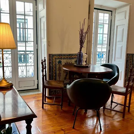 Portuguese Style With Balcony Tram28 Stop Appartement Lisboa